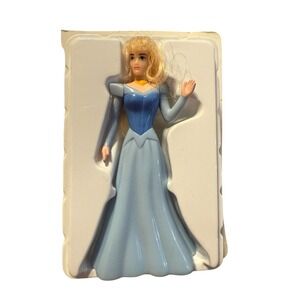 SLEEPING BEAUTY Walt Disney Masterpiece Collection McDonalds Happy Meal Toy 1996